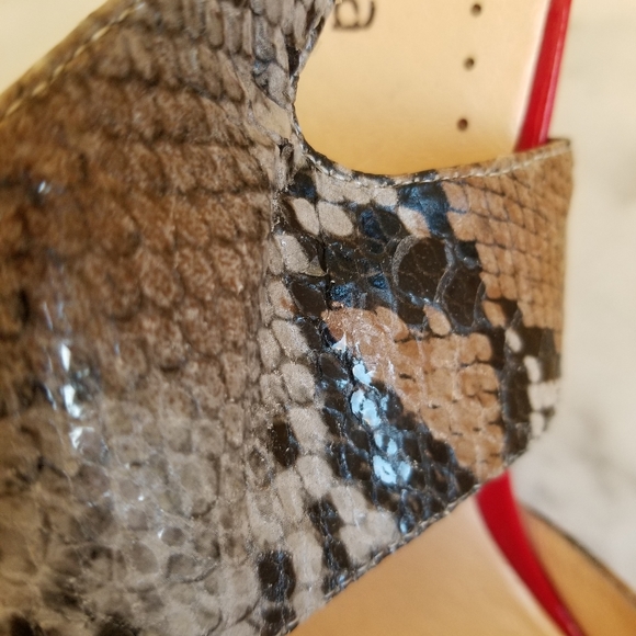 Portia Patent Leather Heels. Size 10 - Picture 10 of 13